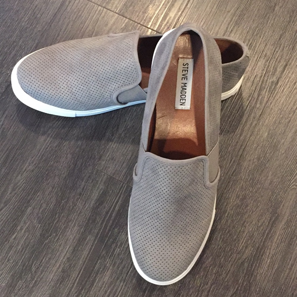 Steve Madden Evangel Grey Slip On